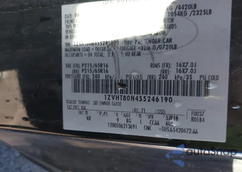 2005 Ford Mustang V6 Deluxe/V6 Premium from USA, damaged, VIN 1ZVHT80N455246190